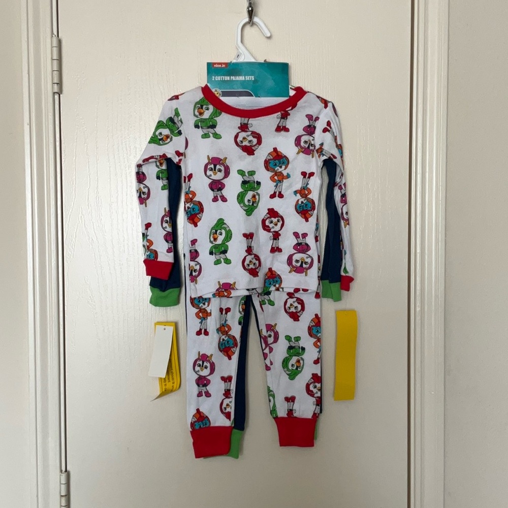 🌺$3.00 Nickelodeon 4-pc Top Wing Pajama Sets